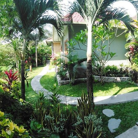 Medewi Beach View Villa Jembrana エクステリア 写真